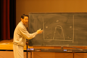 ����n��o�X�P�b�g�{�[���w���ҍu�K��