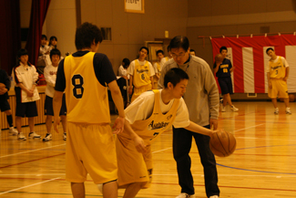 ����n��o�X�P�b�g�{�[���w���ҍu�K��