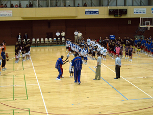 �o�X�P�E�h���[���E�~���[�W�A�� in TAKIKAWA